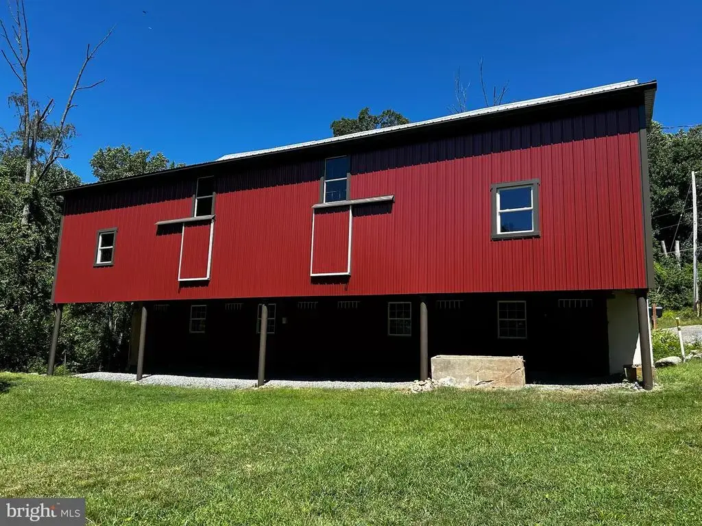 112 Oysterdale Rd, BOYERTOWN