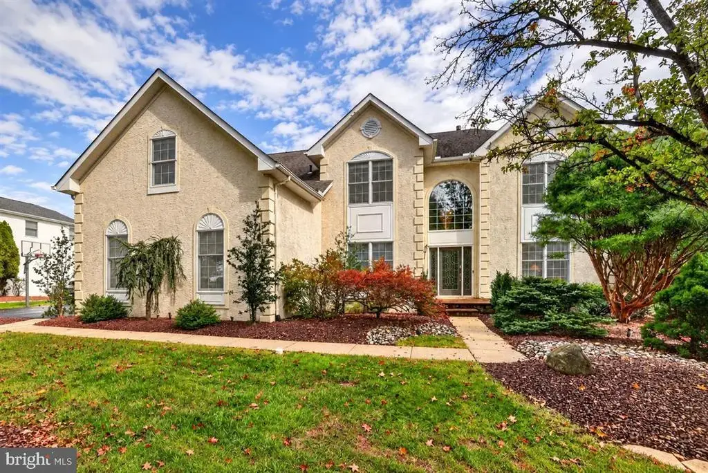 6 Dover Pl, HOLLAND