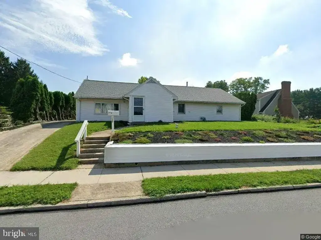 328 S Wilson St S, CLEONA