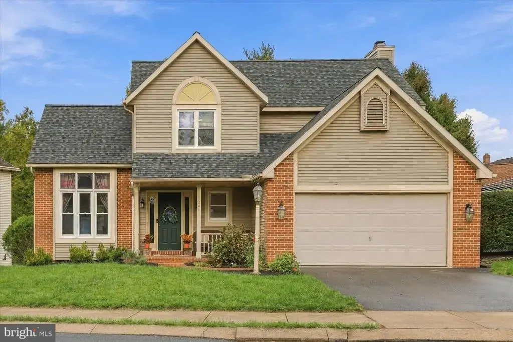 251 Mason Dr, EPHRATA
