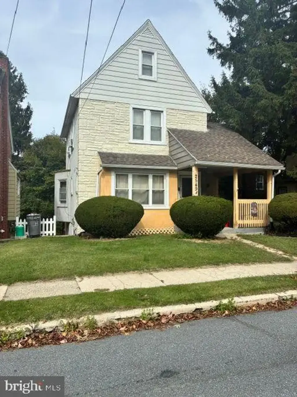2549 Grant St, READING