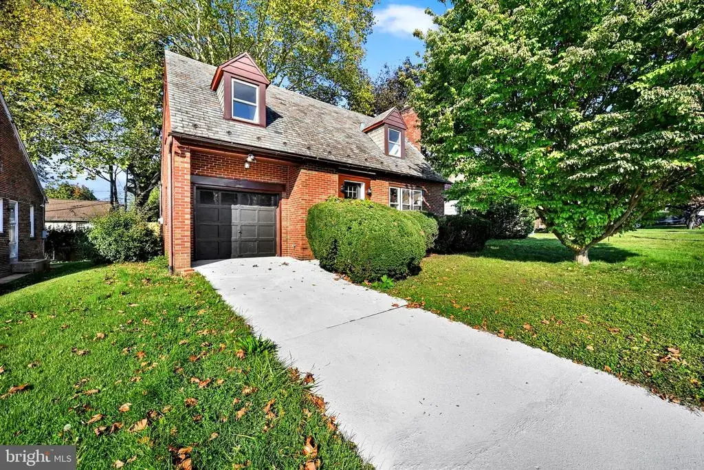 1920 N 15th St, READING