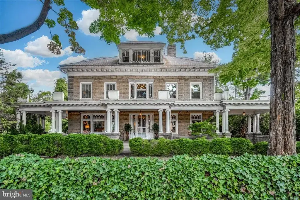 217 N Broad St, MIDDLETOWN