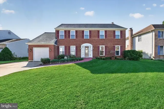 4 Fern Ct, Newark