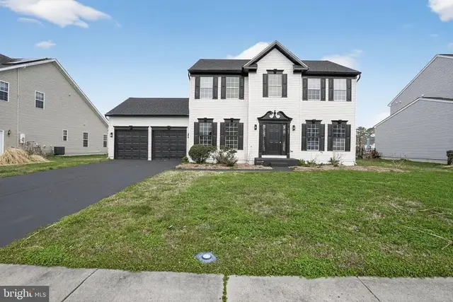 105 Mako Dr, Cambridge