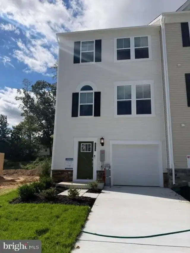 315 Hackley Dr, Joppa