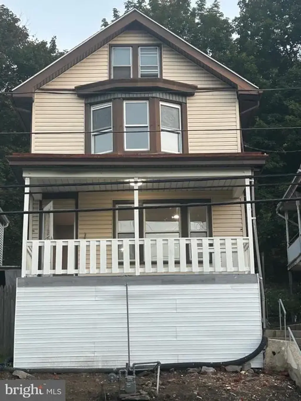 335 N Nichols St, POTTSVILLE
