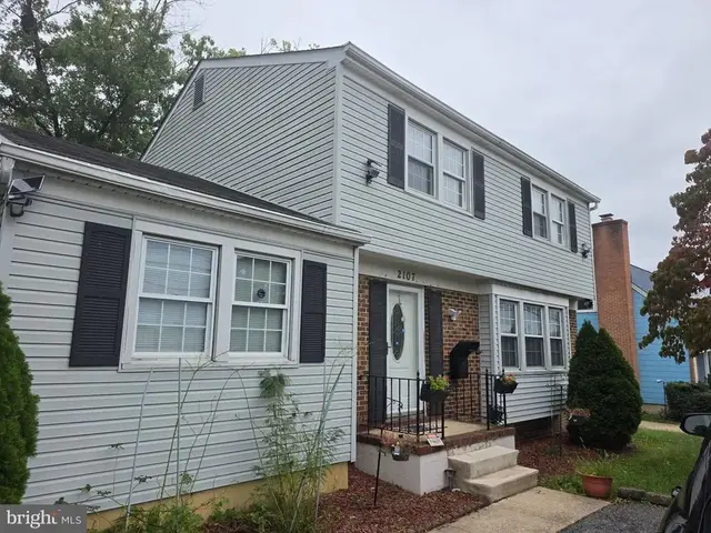 2107-2107 N Rolling Rd, Windsor Mill