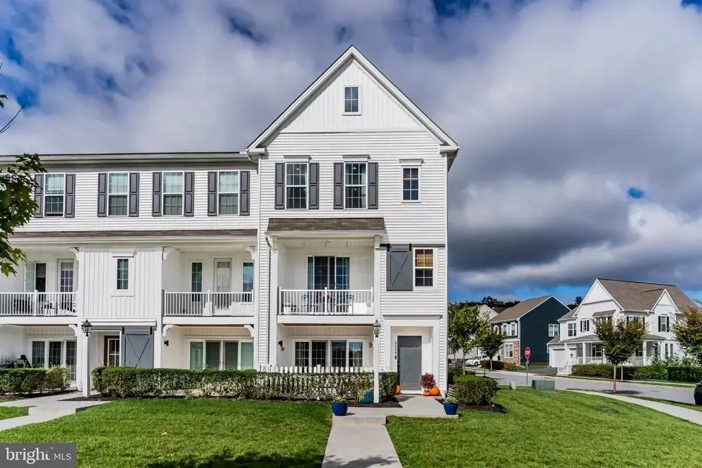 3230 Parade St, MECHANICSBURG
