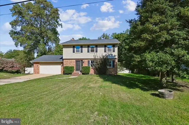700 Mount Alban Dr, Annapolis