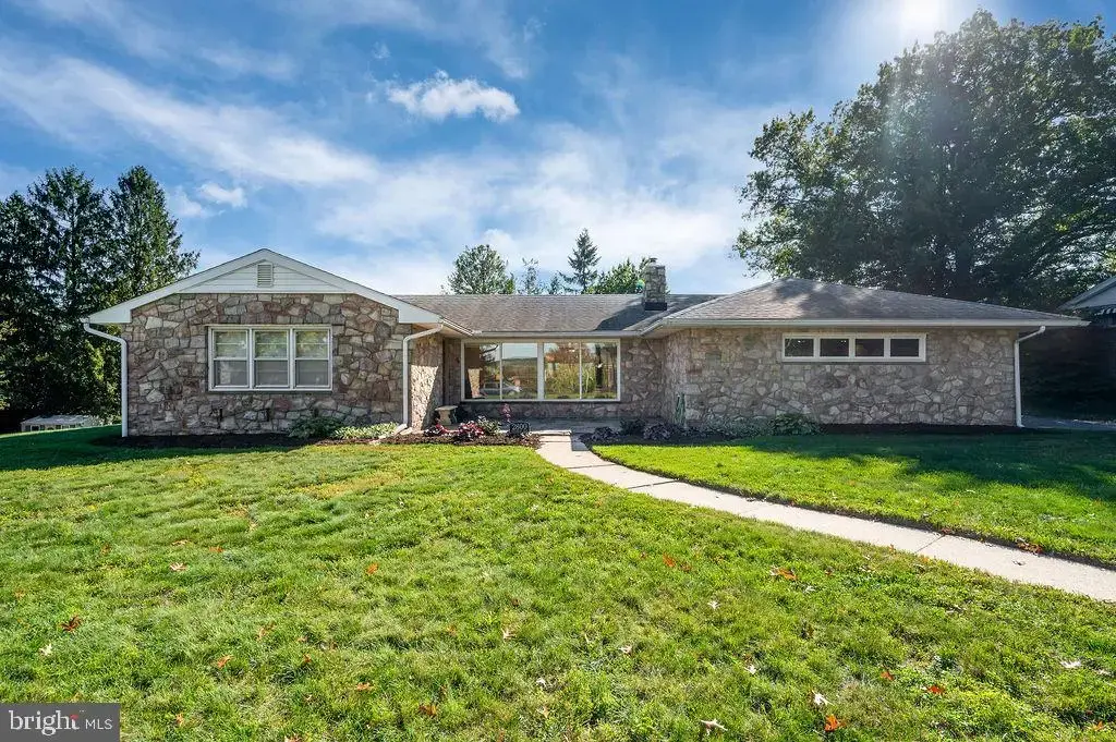 2800 Grandview Blvd, READING