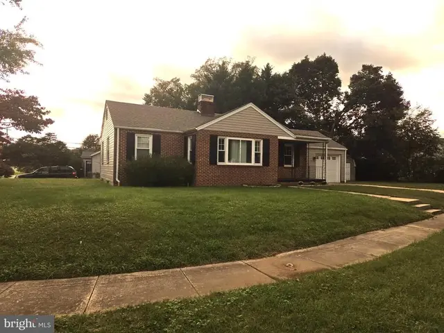 25 Norman Allen St, Elkton