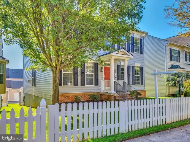 12006 Chestnut Glen Rd, Clarksburg