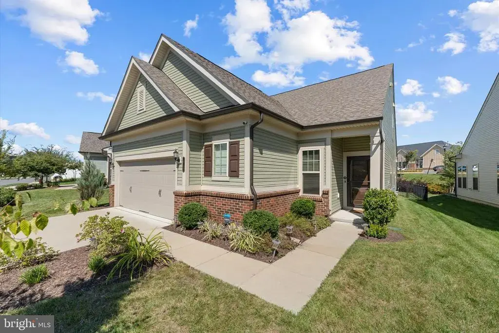 16132 Pink Poppy Way, HAYMARKET