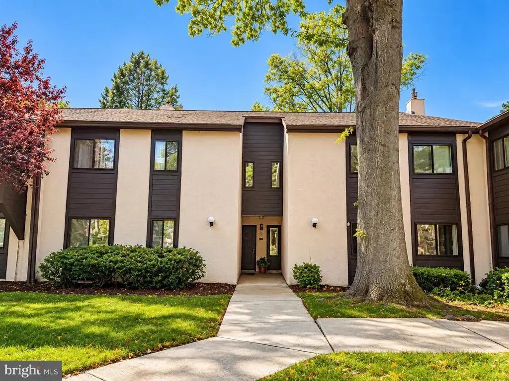 1407 Painters Xing #1407, CHADDS FORD