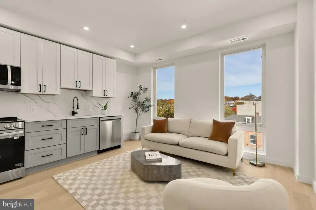 30 Kennedy St Nw #10, WASHINGTON