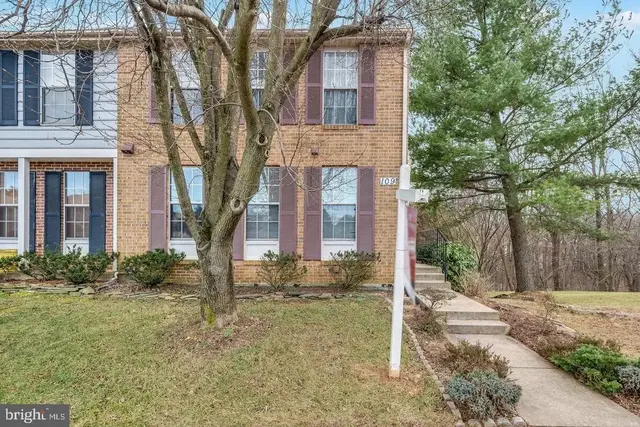 109 Coral Reef Ter, Gaithersburg