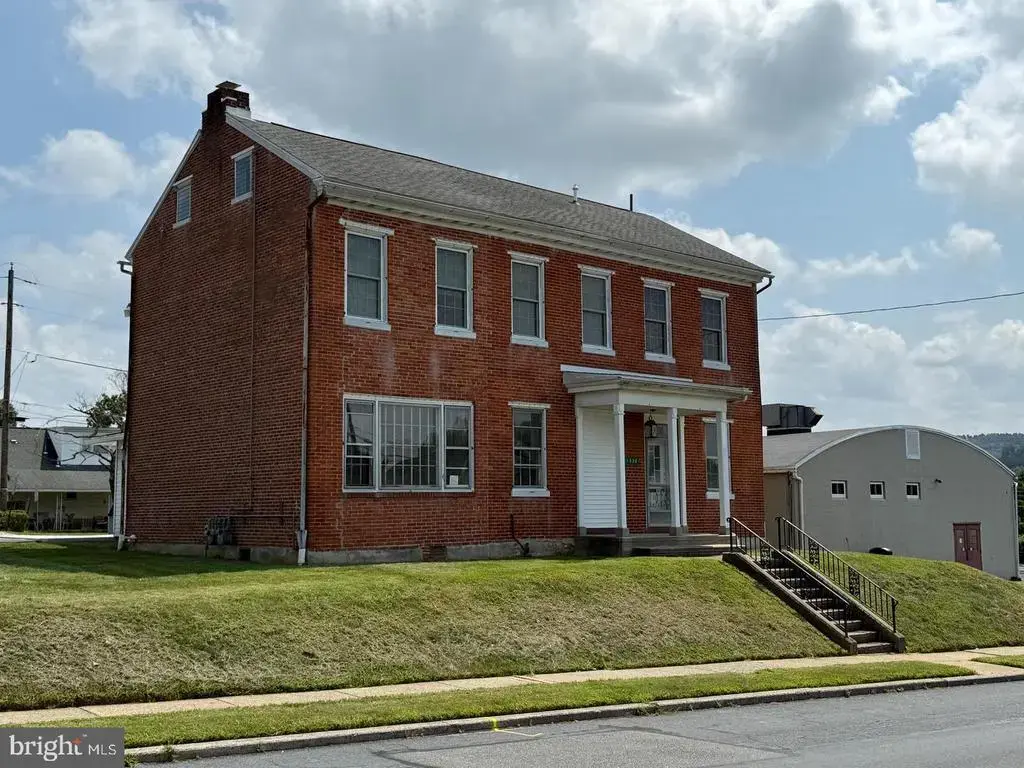 1530 New Holland Rd #penthouse, READING