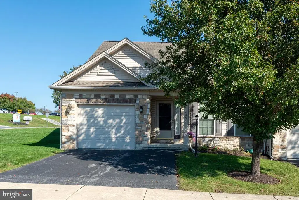 4864 Sheffield Ct, HARRISBURG