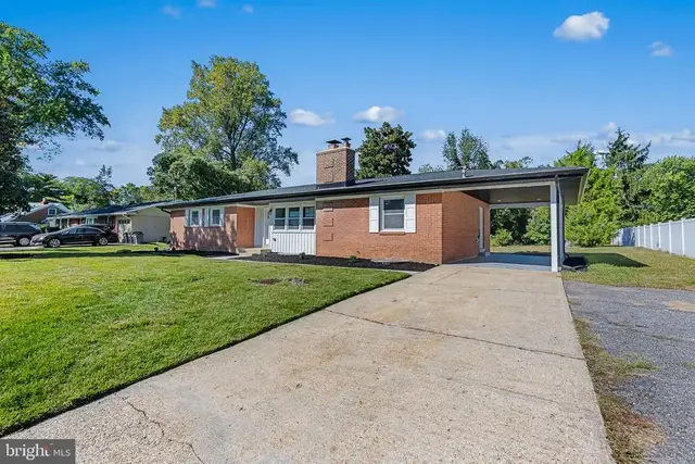 305 River Bend Rd, Fort Washington