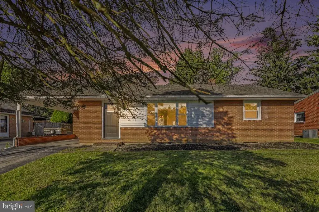 510 Bermuda Rd, LANCASTER