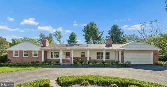 26809 Grace Ct, Damascus