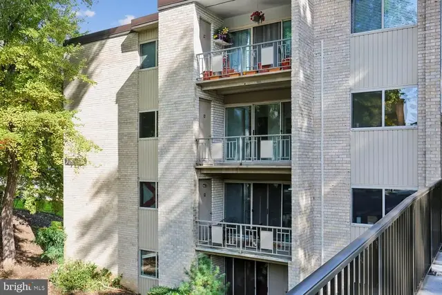 12303 Braxfield Ct #389, Rockville
