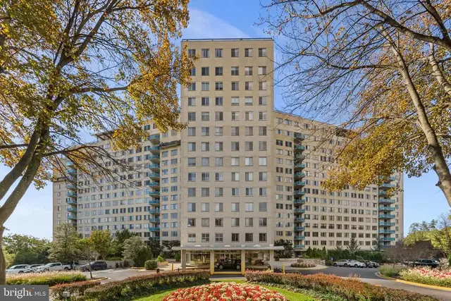 10500 Rockville Pike #619, Rockville
