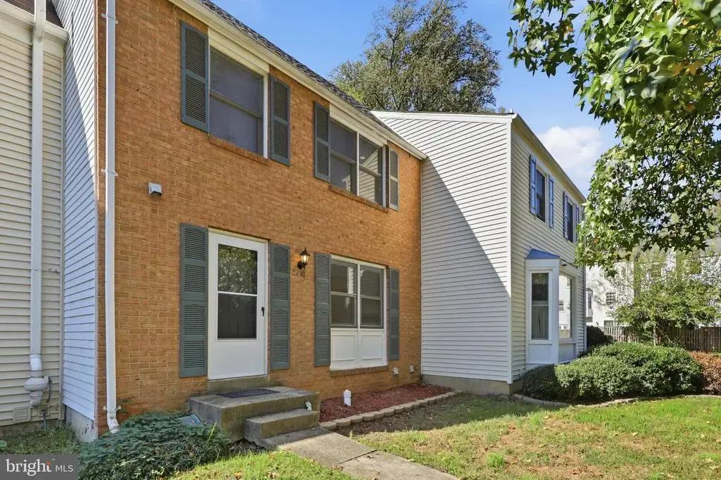 2910 Ellenwood Dr, FAIRFAX