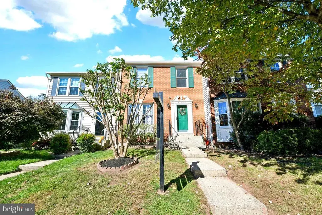 21240 Hedgerow Ter, ASHBURN