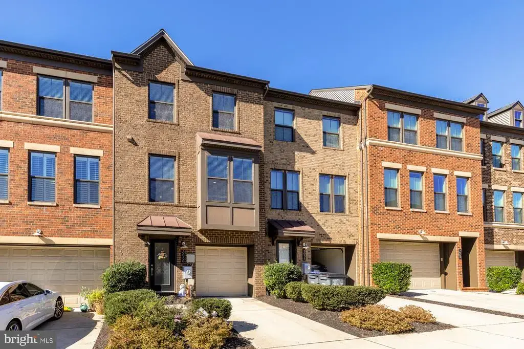 3058 Wild Blue Indigo Ct, FAIRFAX