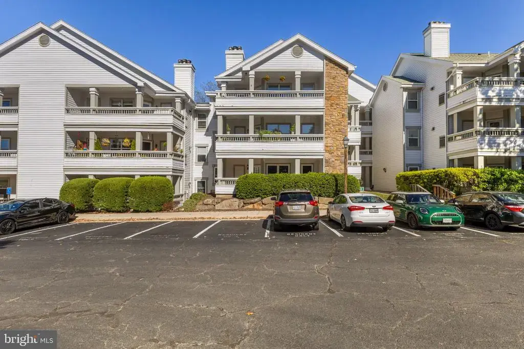 4409 Fair Stone Dr #106, FAIRFAX
