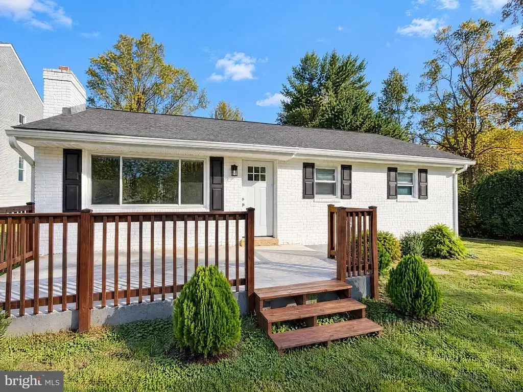 3007 Fairhill Rd, FAIRFAX