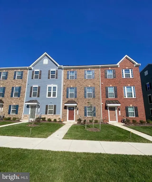 16108 Meadow Glenn Dr, Bowie