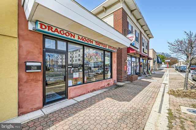 208 N Crain Hwy, Glen Burnie