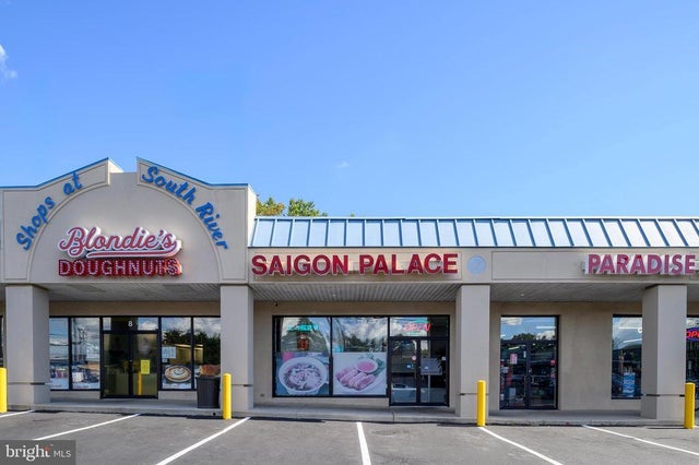 2 Mayo Rd #10, Edgewater