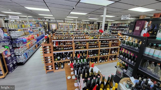 1312 National Highway, Lavale