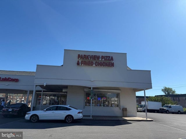 601-17 Chester Ave, Lansdowne