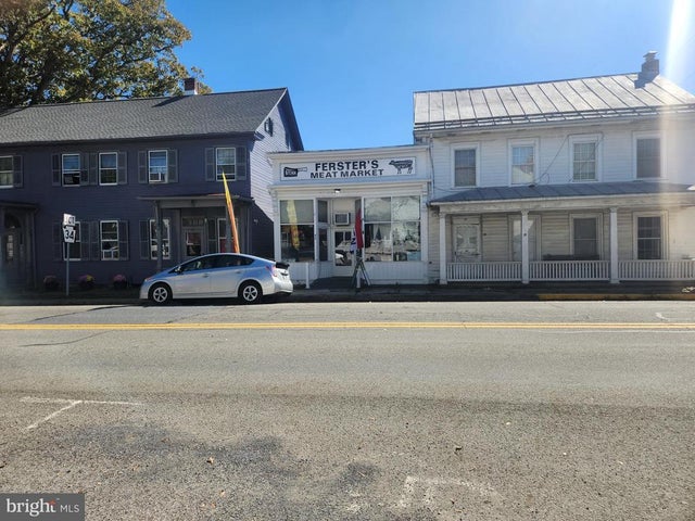 45 W Main St, New Bloomfield