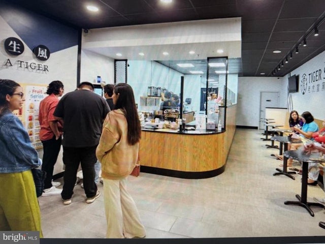 5704 Pickwick Rd, Centreville