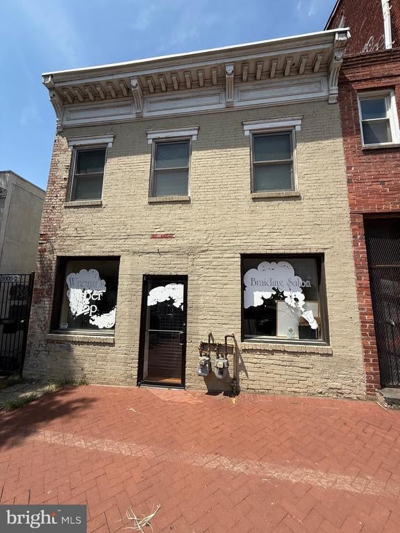 1005 8th St Se, WASHINGTON