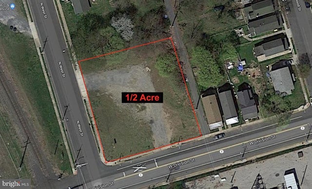 517 W Division St, Dover