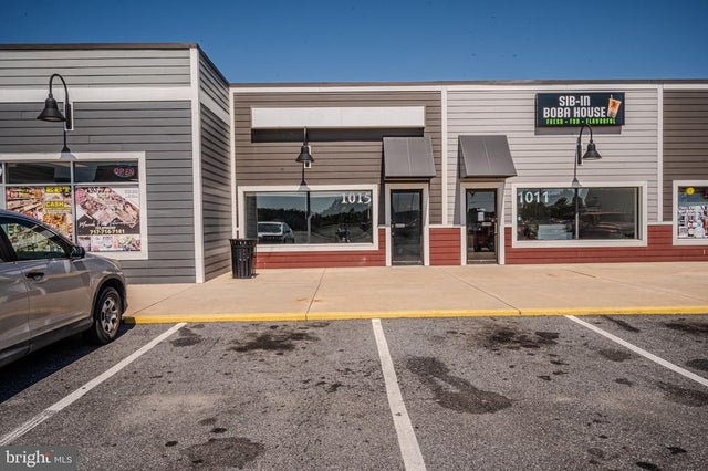 1015 Walker Rd, Dover