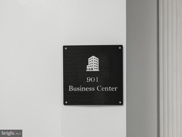 901 E Basin Rd, New Castle