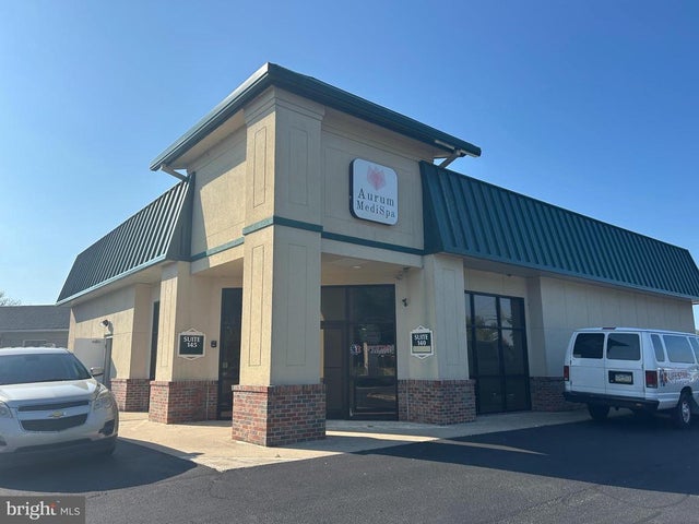 505 W Market St #3, Georgetown