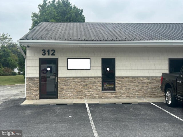 312 E Stein Hwy, Seaford