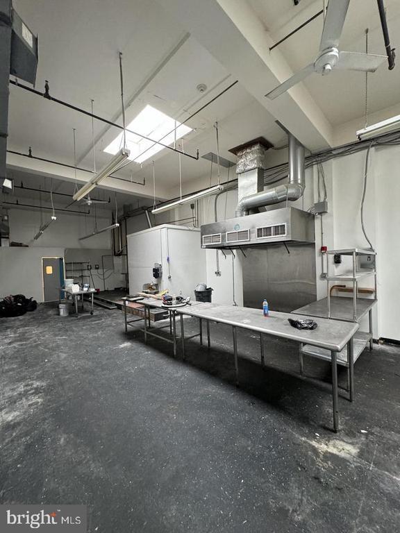 803 Washington Blvd, Baltimore