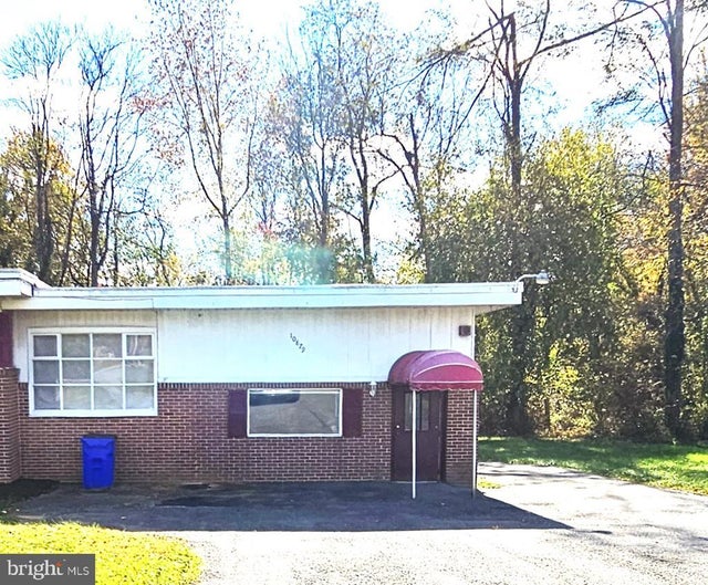 10879 Clarksville Pike #c, Columbia