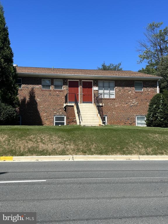 15 E Deer Park Dr #201, Gaithersburg