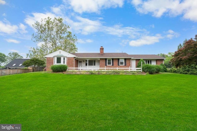 9201 Rosemont Dr, Gaithersburg